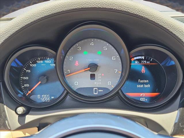 Used 2017 Porsche Macan S AWD/4WD image 13