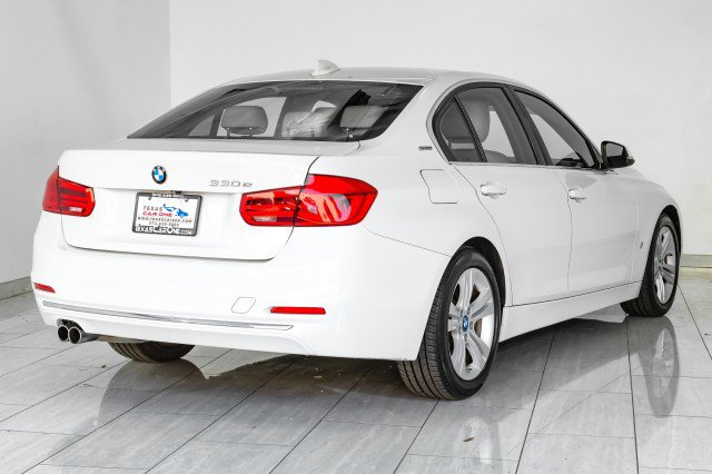 Used 2018 BMW 330e RWD image 6