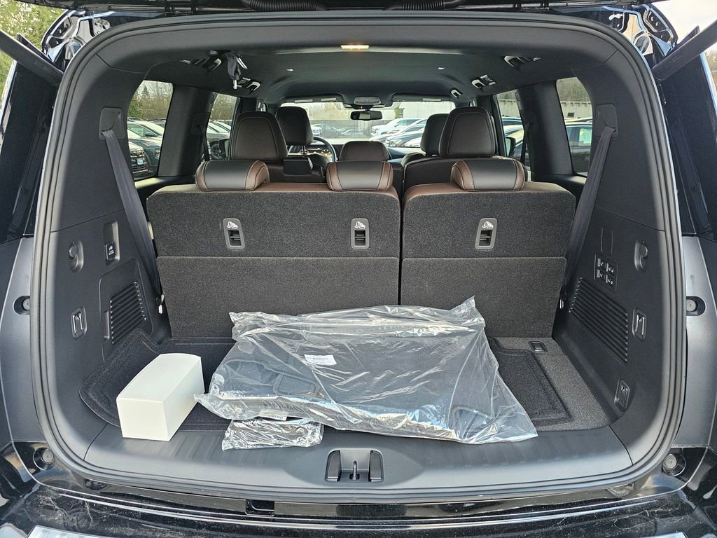 New 2026 Nissan Armada SL image 23