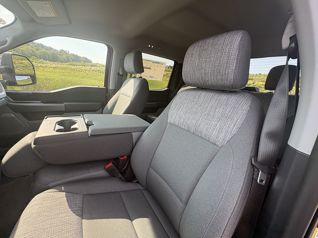 New 2027 Ford F350 XLT w/ XLT Premium Package AWD/4WD image 30