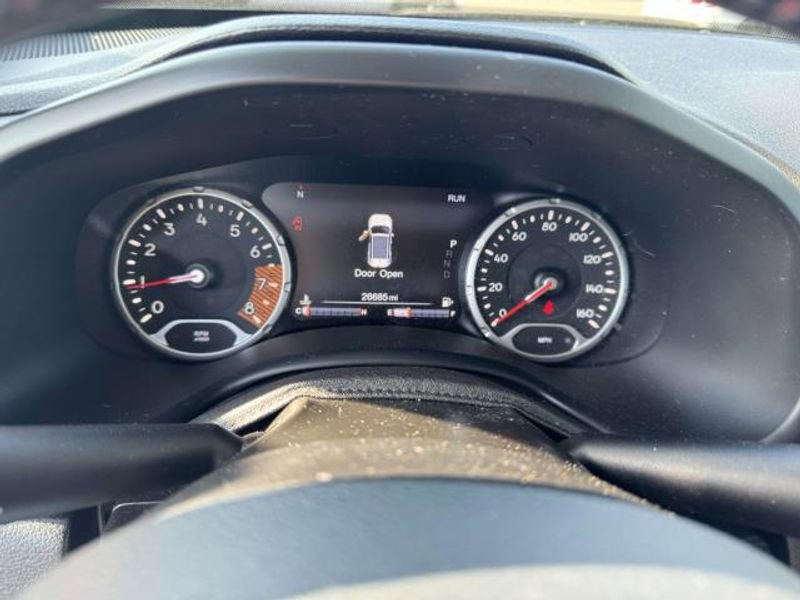 Used 2020 Jeep Renegade Trailhawk w/ Premium Leather Group image 21