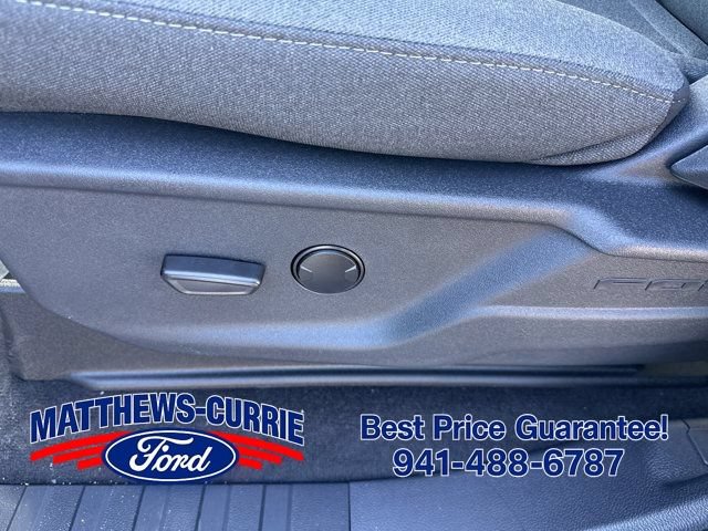 New 2026 Ford F250 XLT w/ FX4 Off-Road Package AWD/4WD image 10
