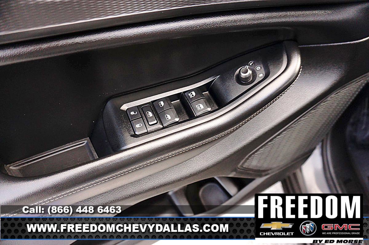 Used 2023 Jeep Grand Cherokee L Laredo image 32