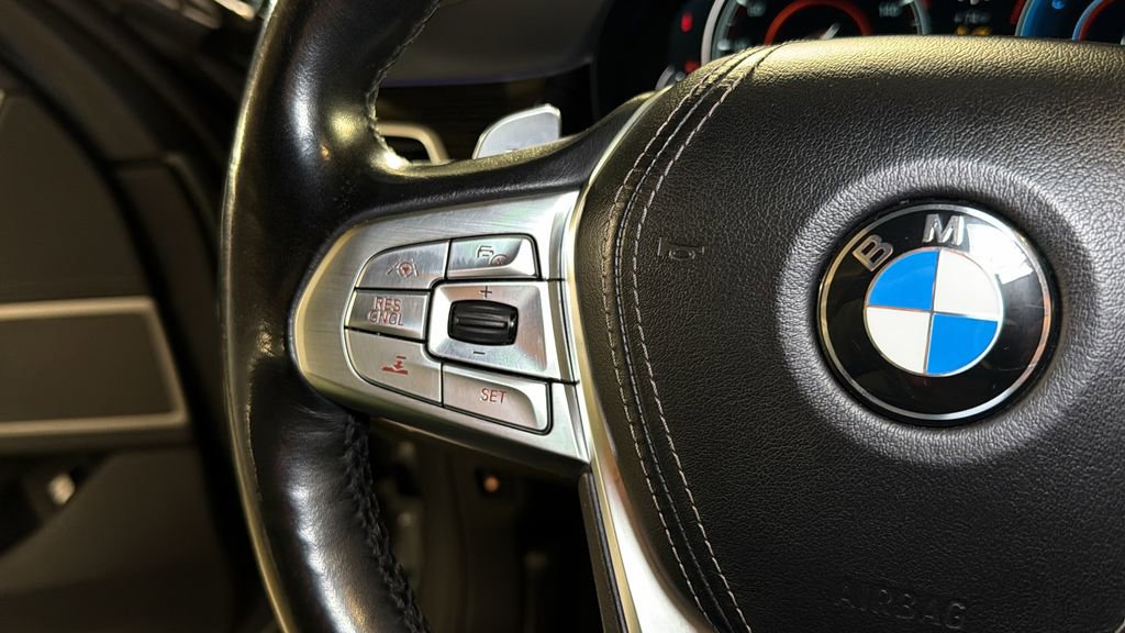 Used 2017 BMW 740e xDrive image 23