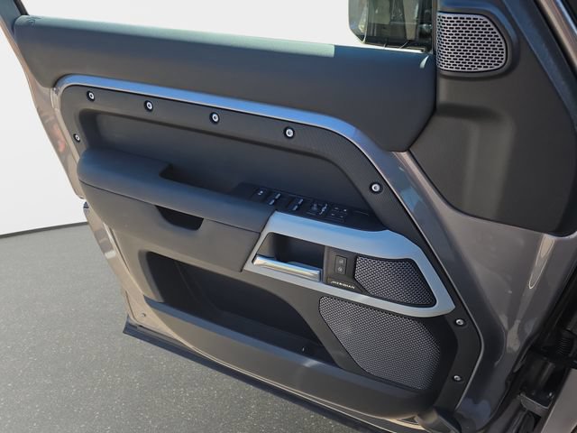 Certified 2024 Land Rover Defender 110 S AWD/4WD image 30