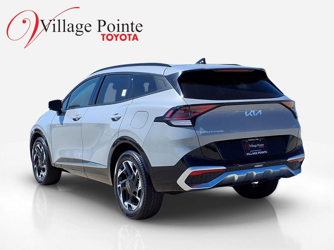 Used 2023 Kia Sportage SX image 3