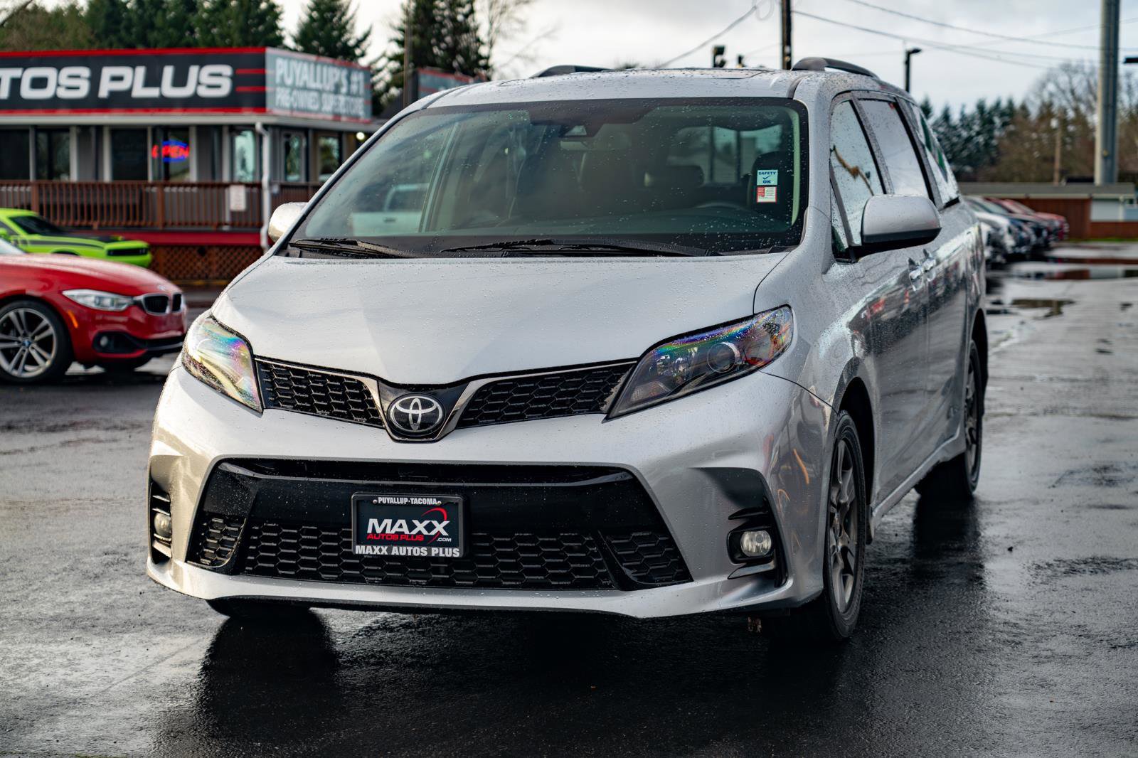 Used 2020 Toyota Sienna SE AWD/4WD image 4
