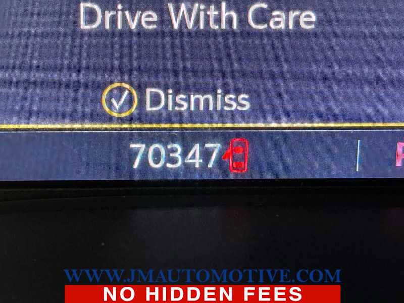 Used 2022 Chevrolet Colorado LT w/ Redline Special Edition image 21