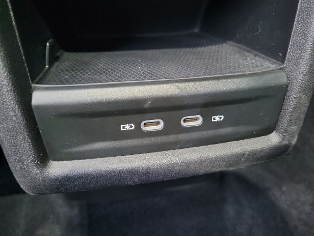Certified 2024 Volkswagen ID.4 Pro RWD image 11