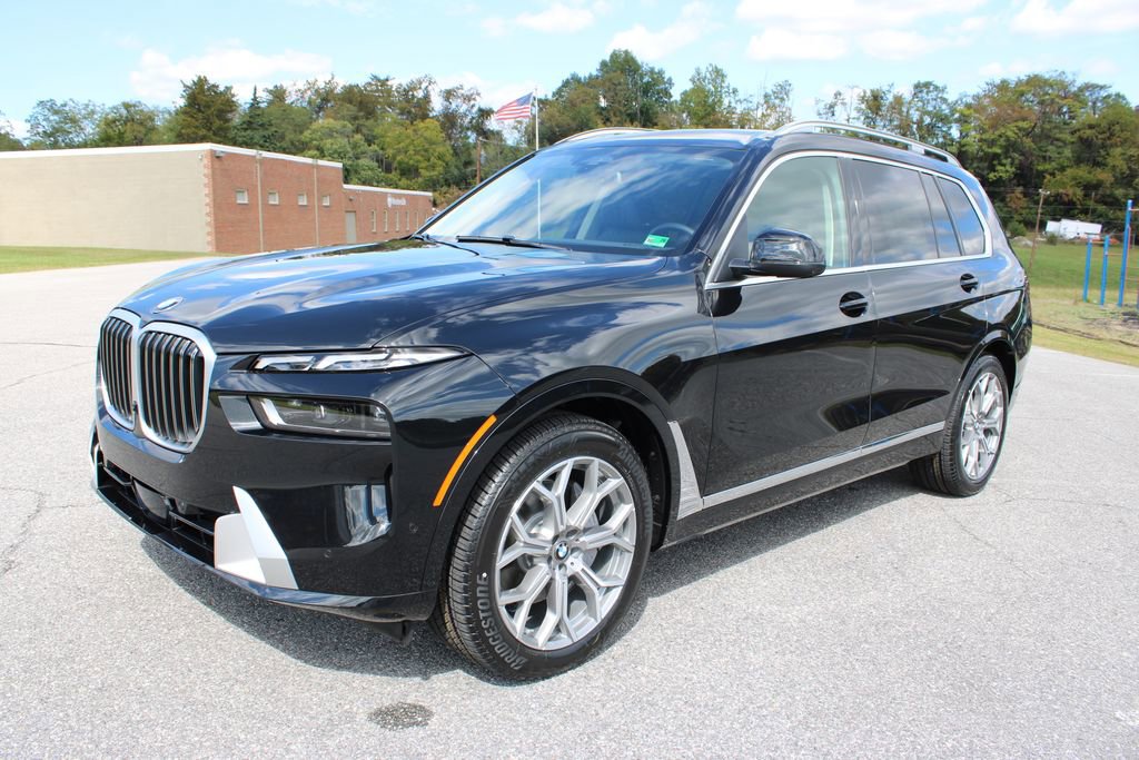 New 2026 BMW X7 xDrive40i w/ Executive Package image 4
