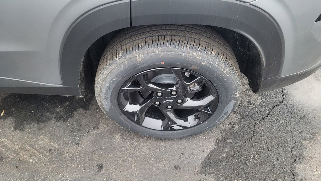 New 2026 Chevrolet Trax LT image 8