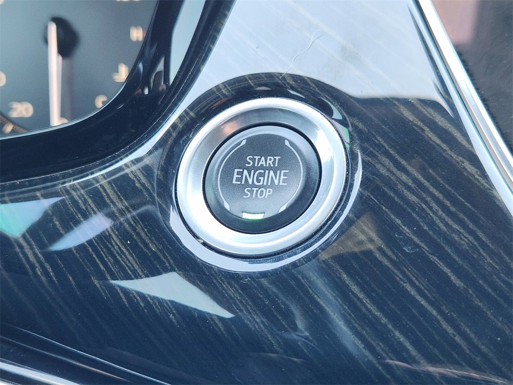 Used 2021 Cadillac XT6 Premium Luxury image 21