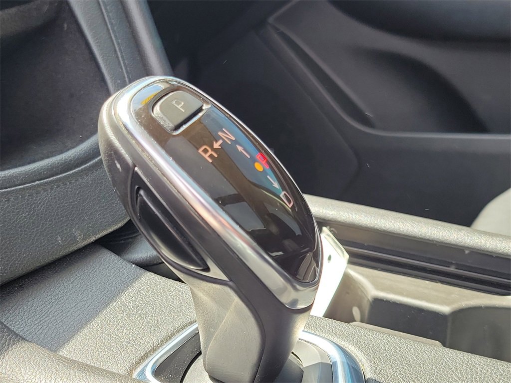 Used 2017 Cadillac XT5 Luxury image 32