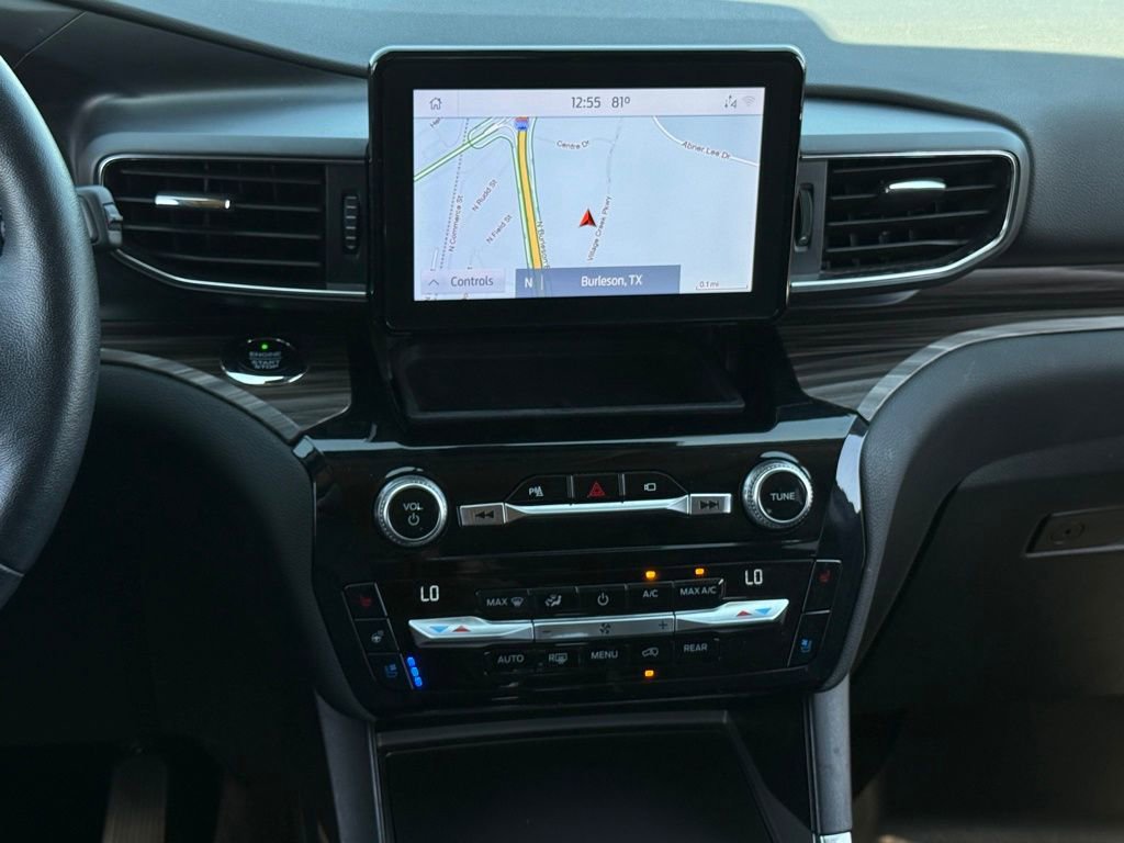 Used 2021 Ford Explorer Limited w/ Equipment Group 301A image 17