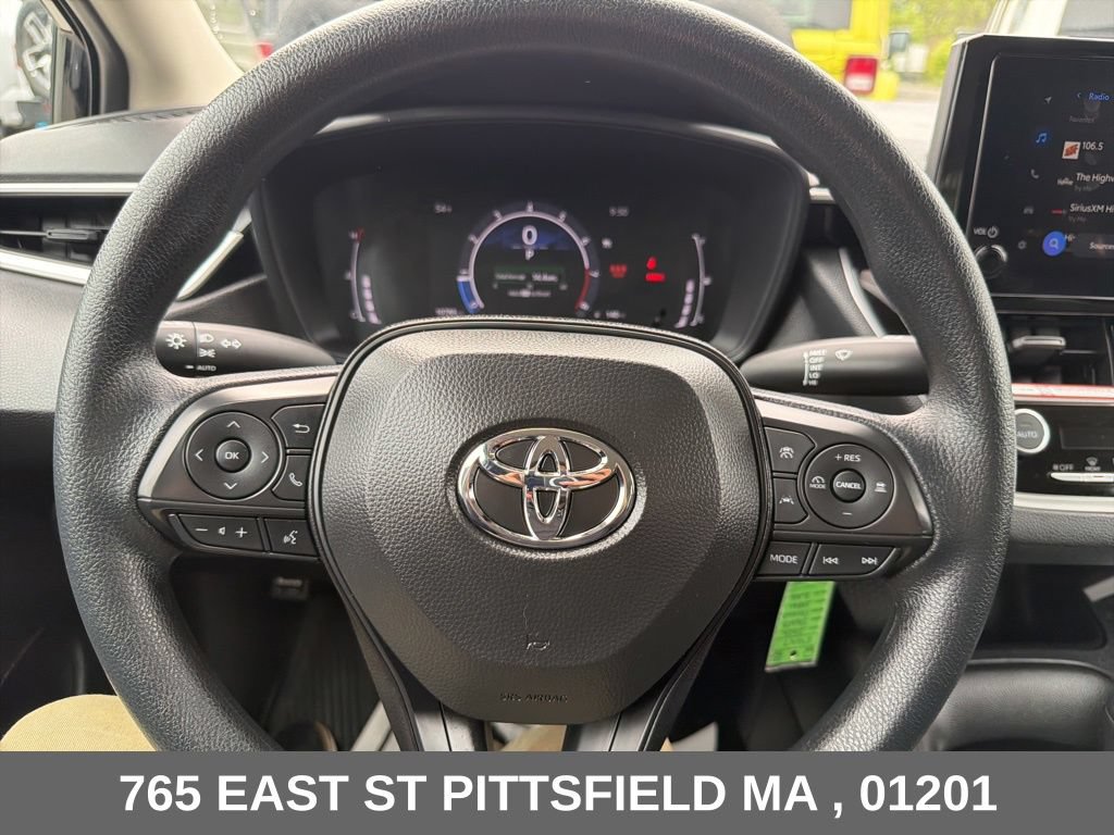 Used 2026 Toyota Corolla LE FWD image 22
