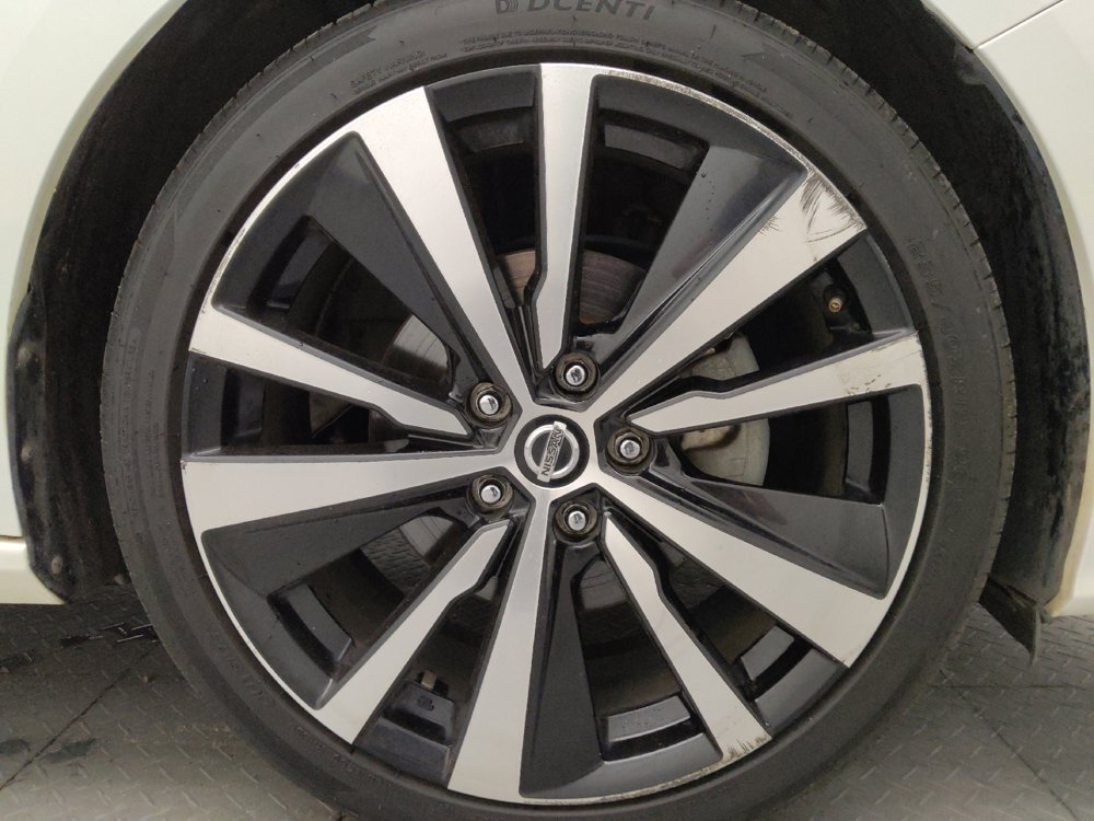 Used 2019 Nissan Altima 2.5 Platinum FWD image 31