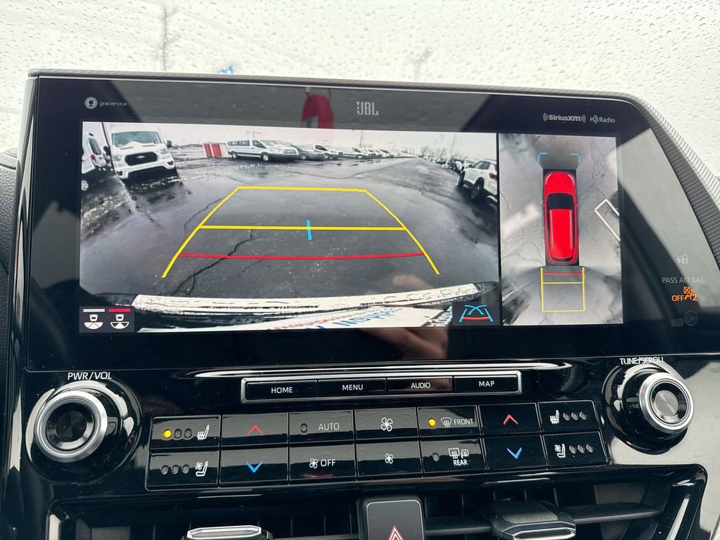 Used 2021 Toyota Highlander Platinum image 17