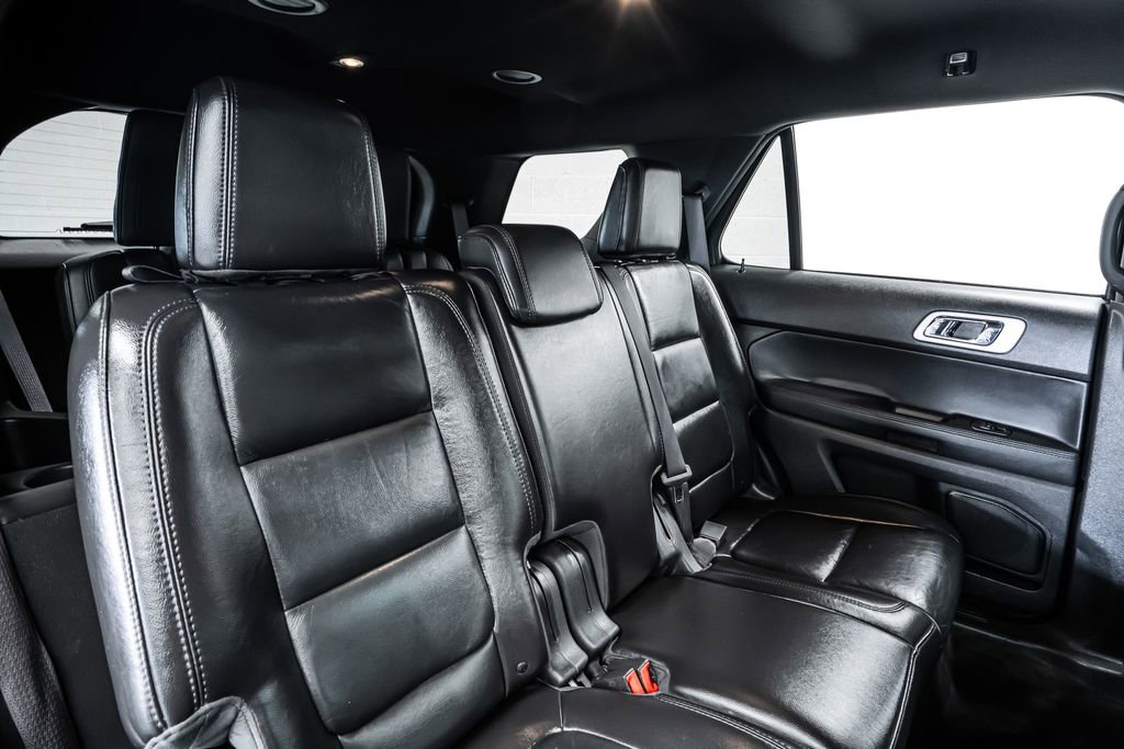 Used 2013 Ford Explorer XLT image 32