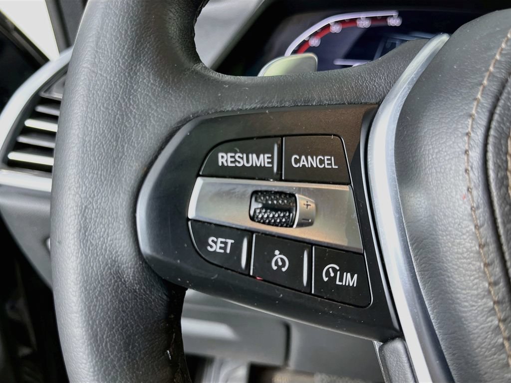 Used 2021 BMW X5 xDrive40i w/ Convenience Package AWD/4WD image 15