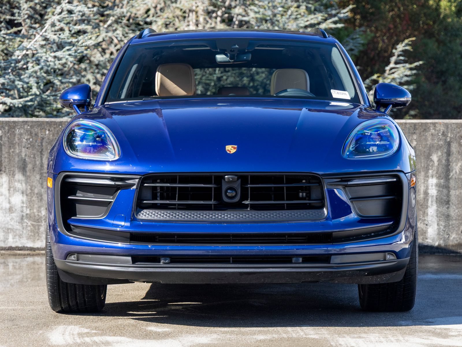 Certified 2026 Porsche Macan AWD/4WD image 8