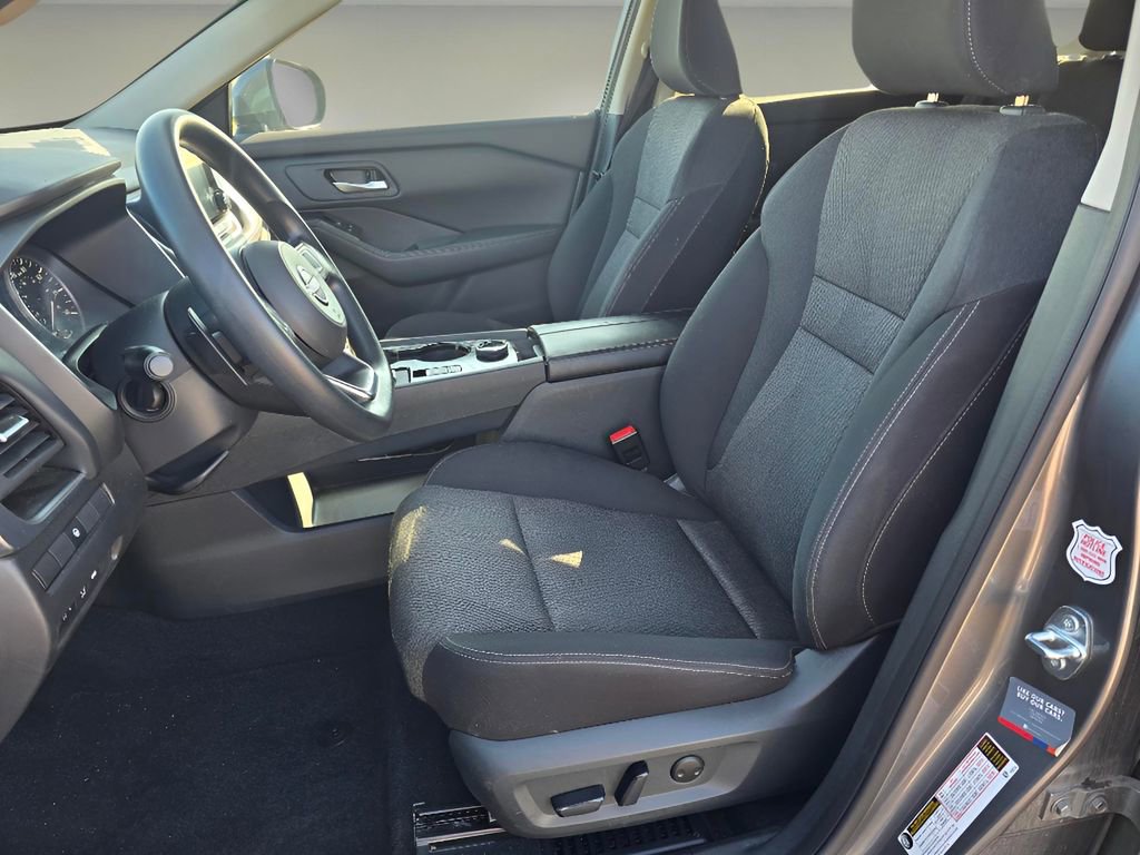 Used 2024 Nissan Rogue SV image 13