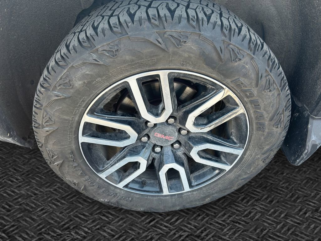Used 2020 GMC Sierra 1500 AT4 w/ AT4 Premium Package image 11