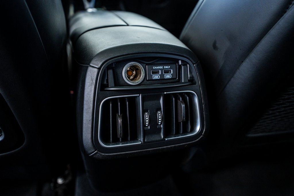 Used 2017 Maserati Levante w/ Luxury Package image 58