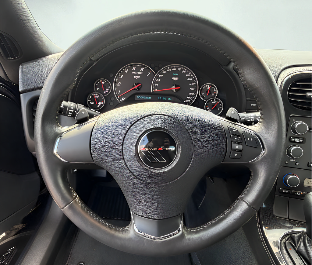 Used 2013 Chevrolet Corvette Grand Sport RWD image 36