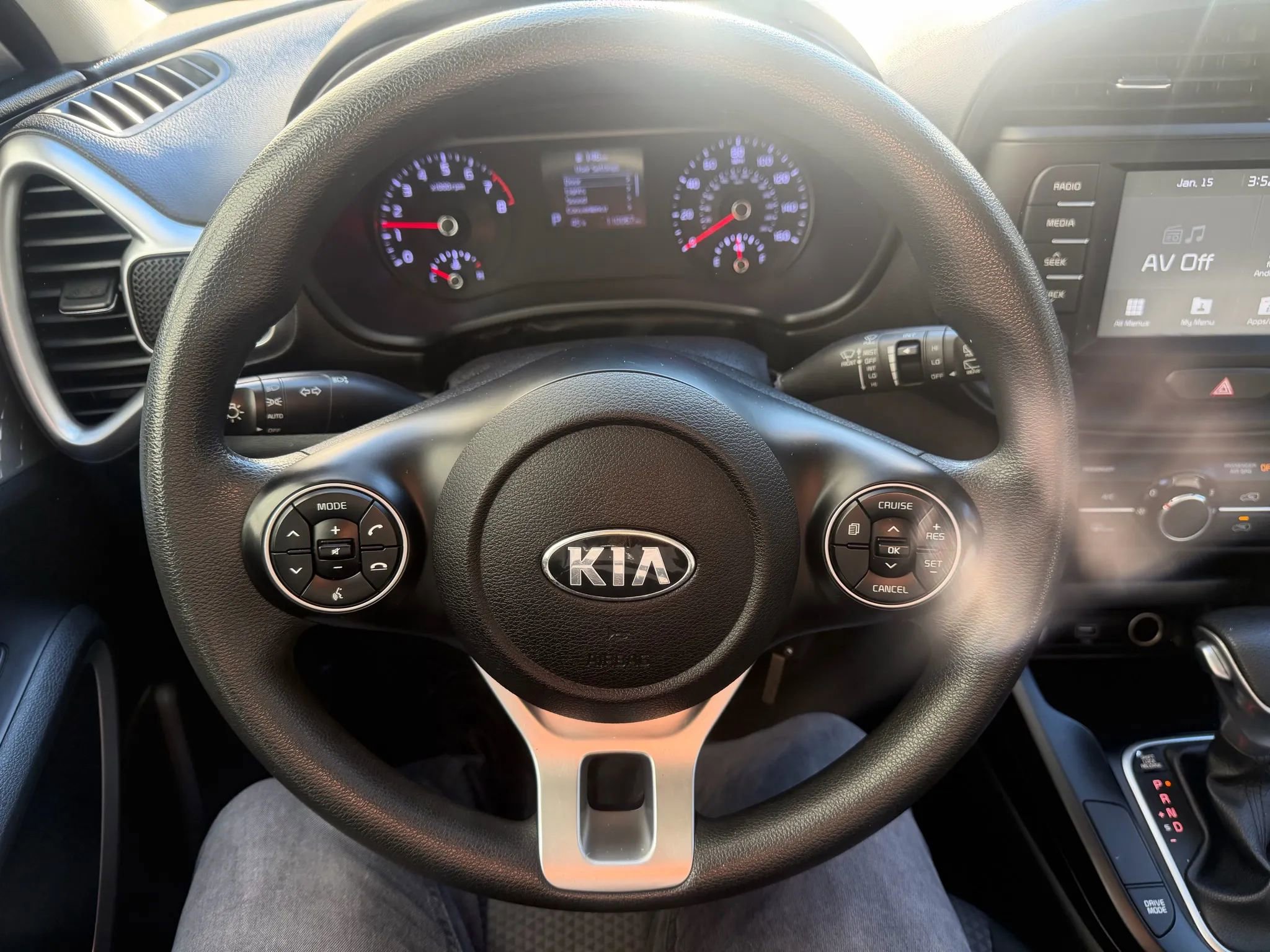 Used 2020 Kia Soul LX image 12
