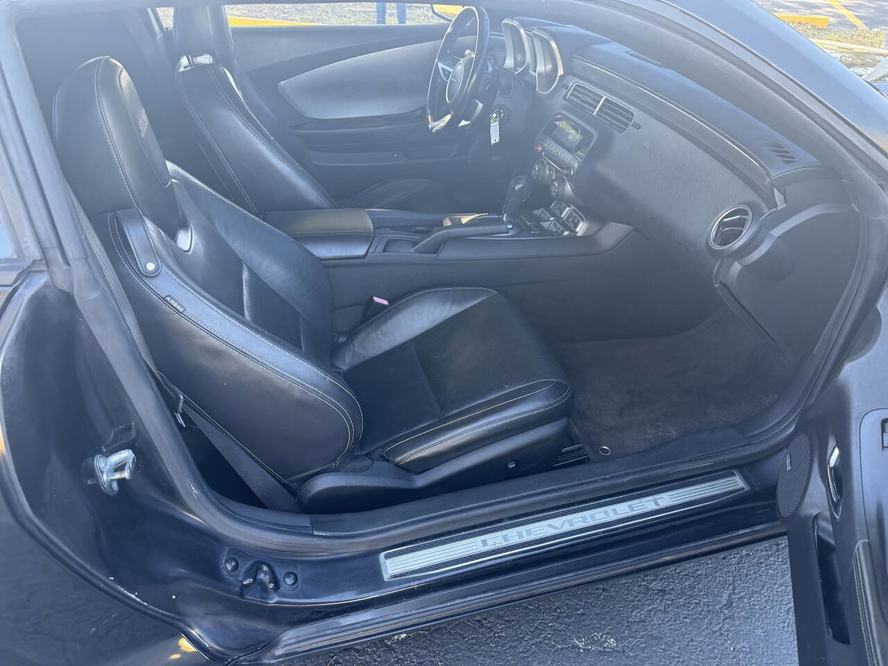 Used 2010 Chevrolet Camaro SS image 15