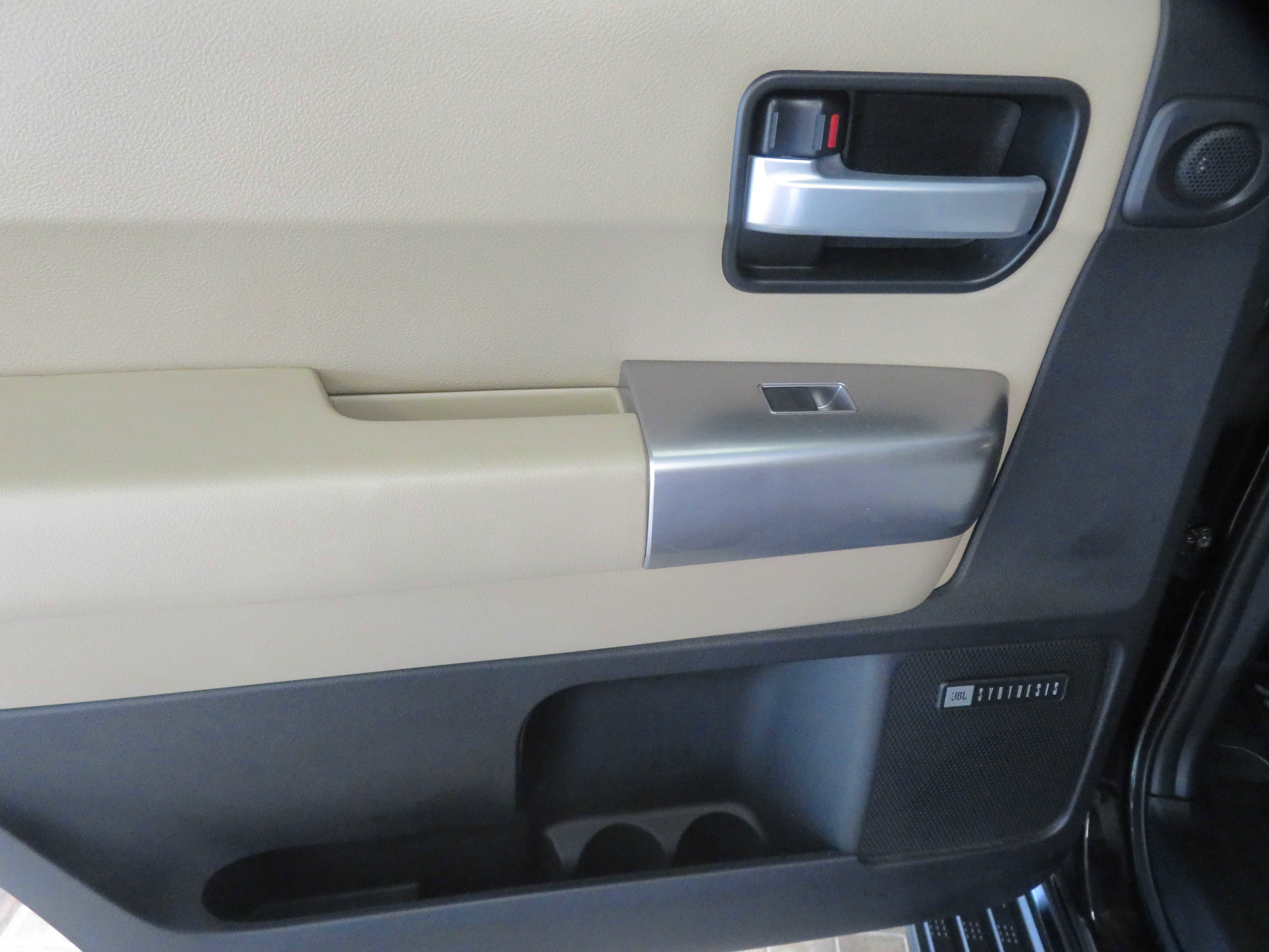 Used 2019 Toyota Sequoia Limited w/ Safety & Convenience Package RWD image 19