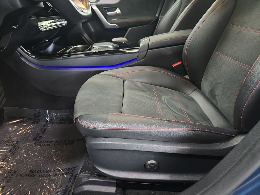 Used 2021 Mercedes-Benz A 220 image 27