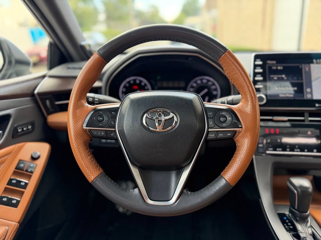 Used 2019 Toyota Avalon Limited w/ All Weather Liner Package FWD image 27