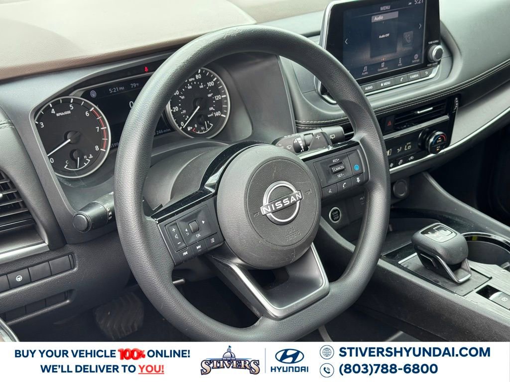 Used 2023 Nissan Rogue SV image 19