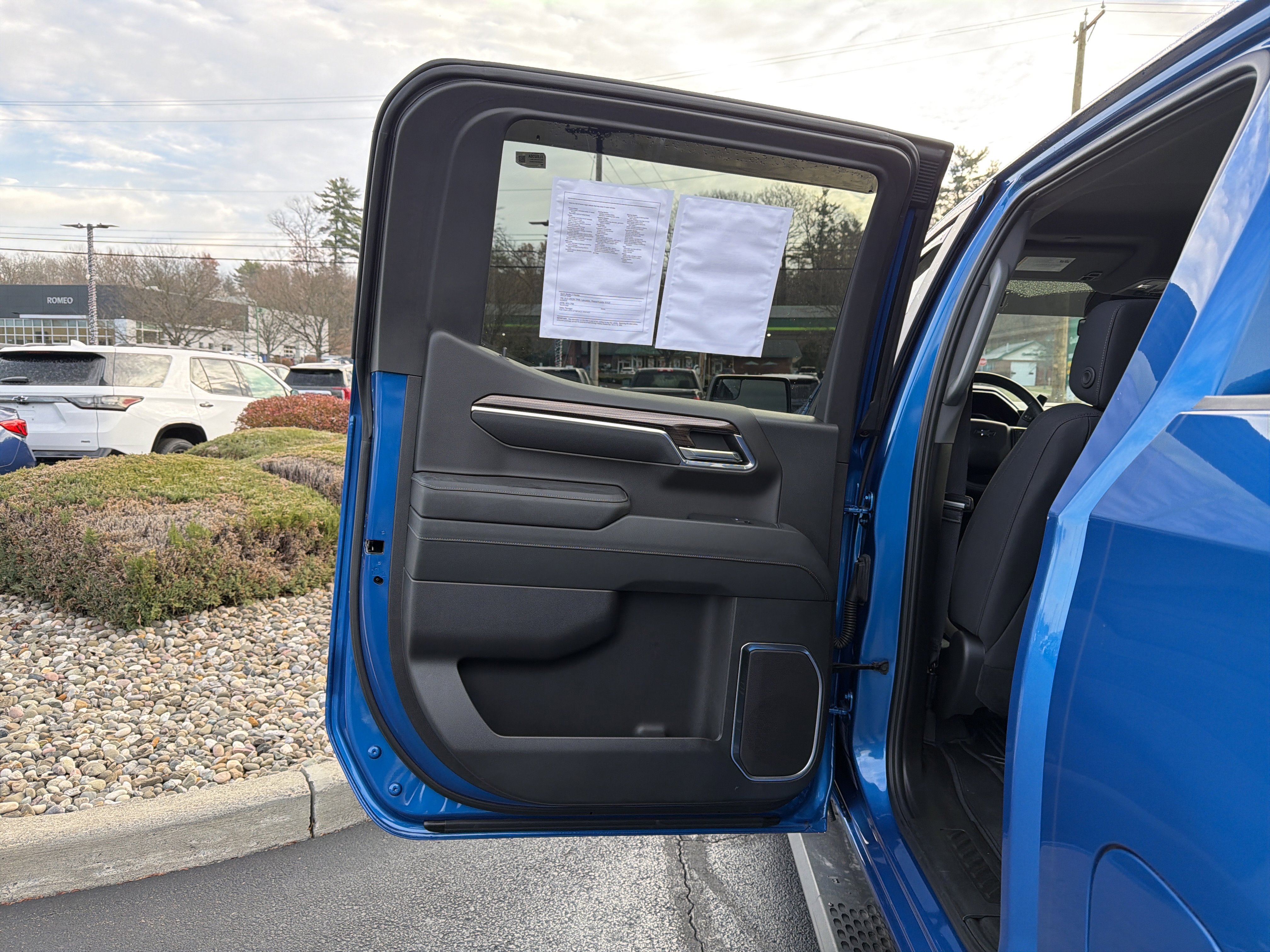 Certified 2023 Chevrolet Silverado 1500 RST w/ Z71 Off-Road Package image 26