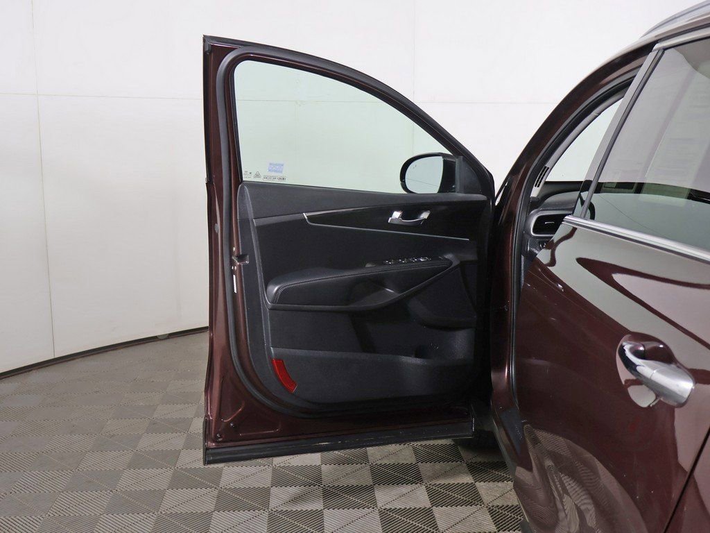 Used 2020 Kia Sorento LX w/ LX I4 Convenience Package image 18