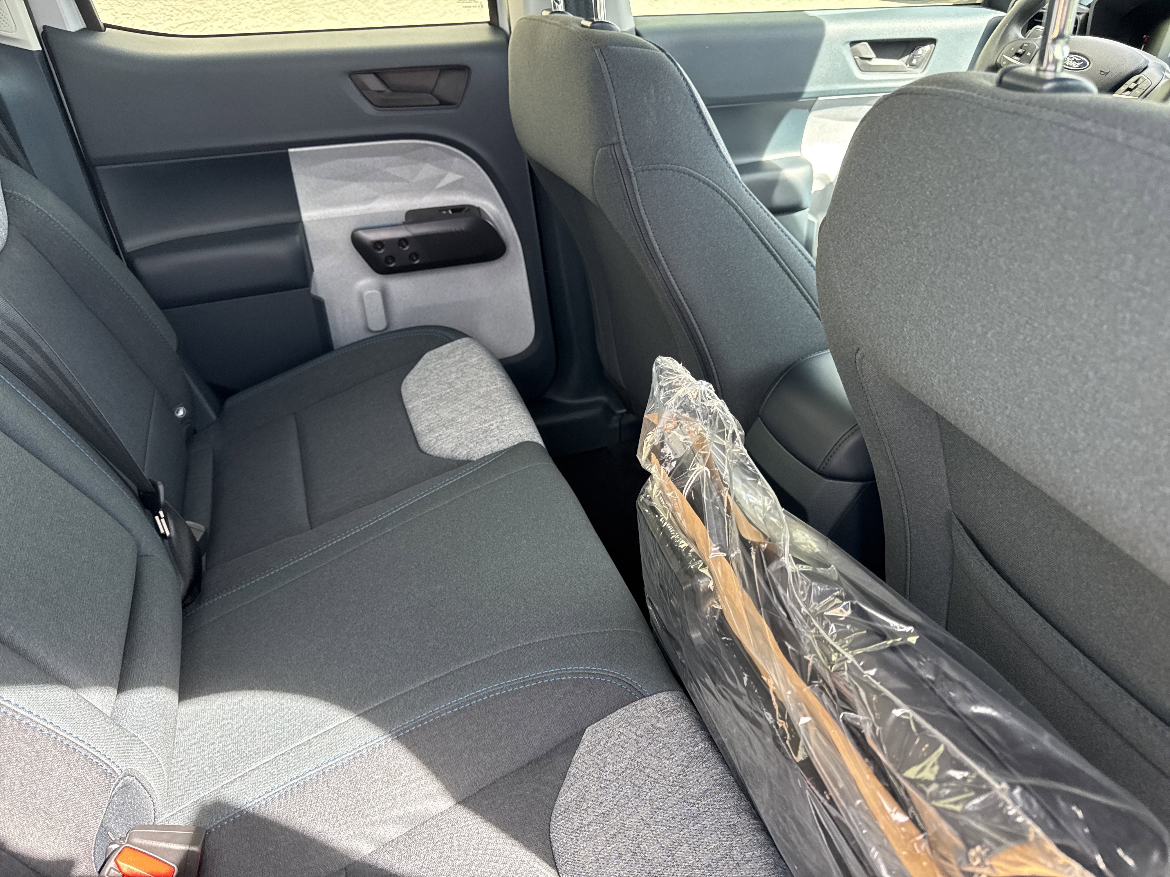 New 2025 Ford Maverick XLT FWD image 10