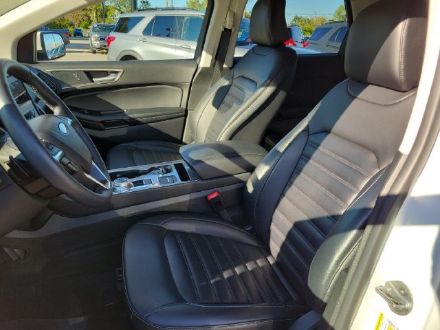 Certified 2024 Ford Edge SEL w/ Convenience Package AWD/4WD image 9