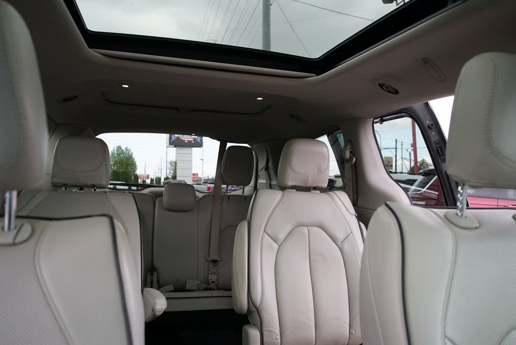 Used 2021 Chrysler Pacifica Limited w/ Premium & Safety Sphere Group AWD/4WD image 18