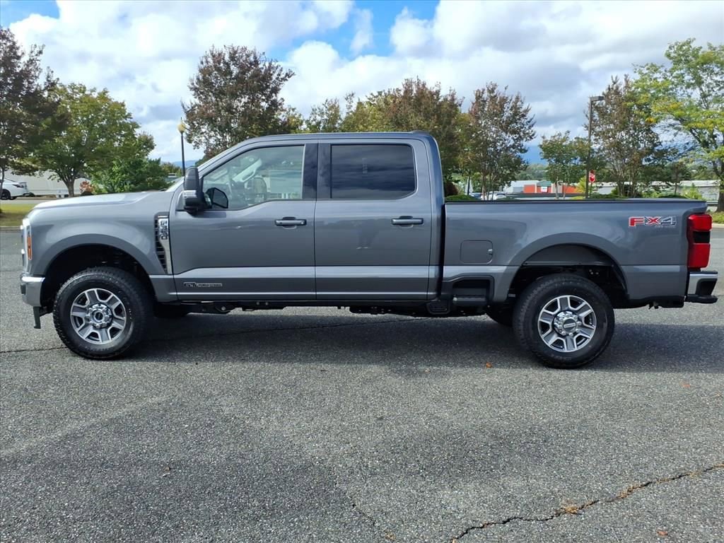 New 2026 Ford F350 Lariat w/ FX4 Off-Road Package image 6