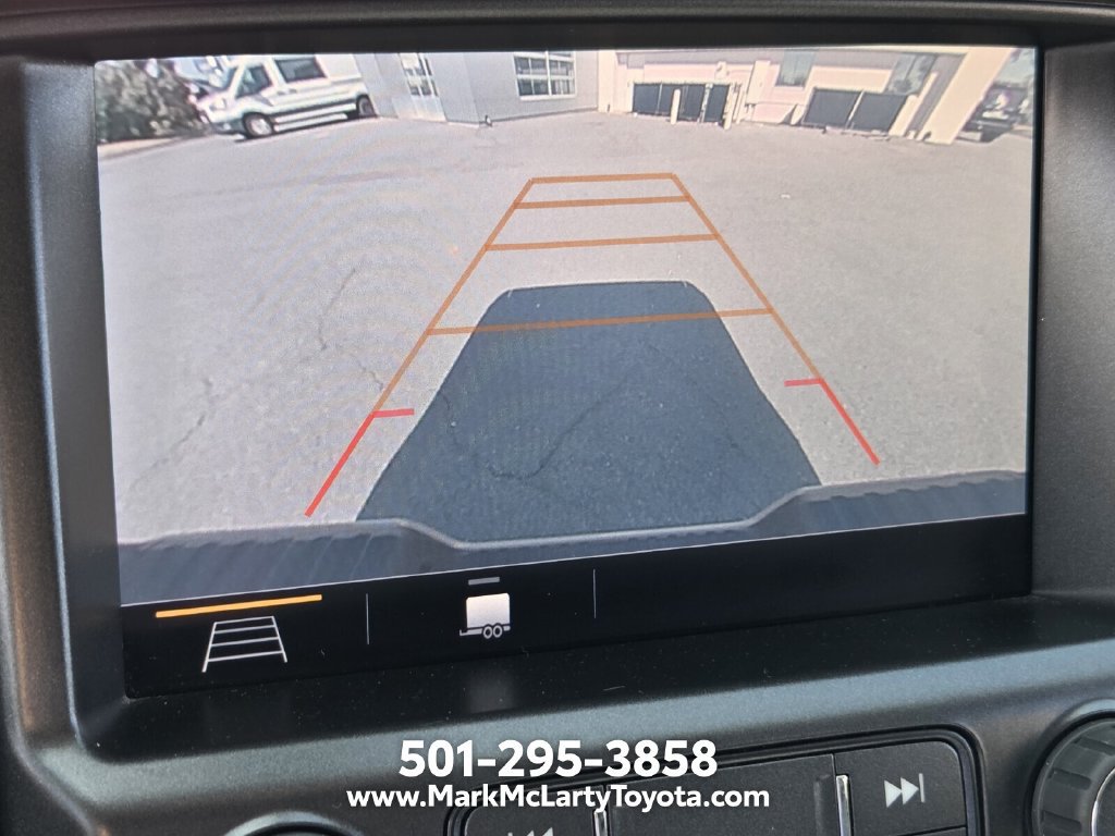 Used 2022 Chevrolet Colorado Z71 AWD/4WD image 19