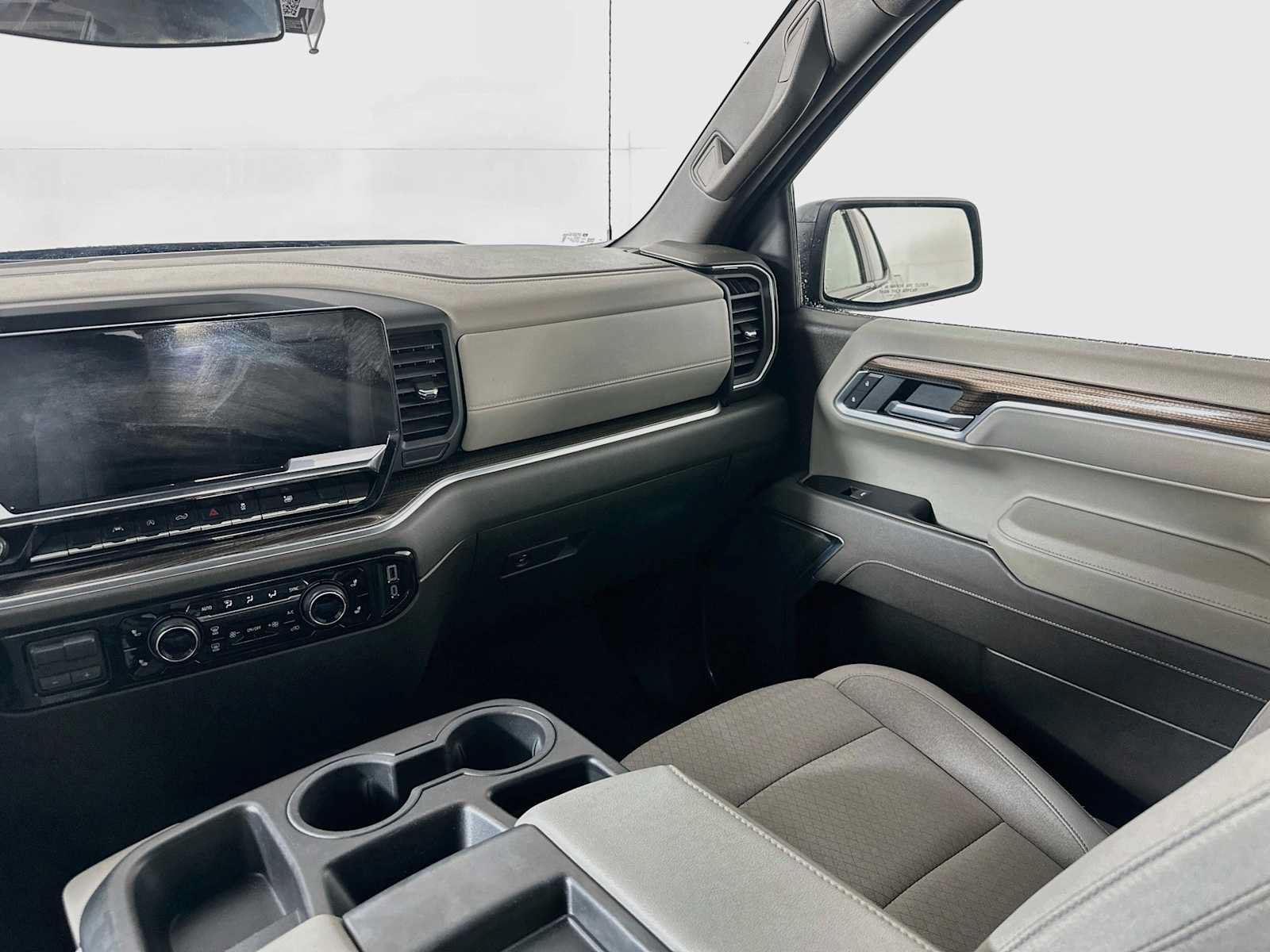 Used 2026 Chevrolet Silverado 1500 RST AWD/4WD image 22