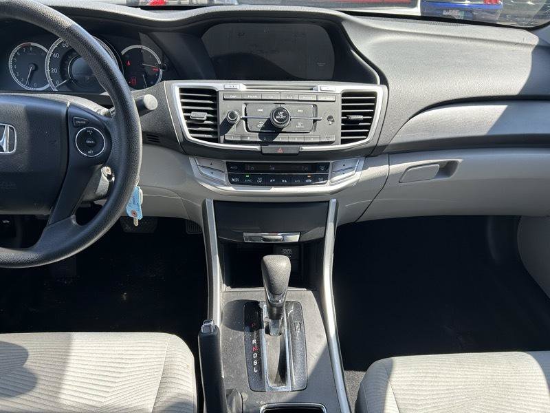Used 2015 Honda Accord LX image 10