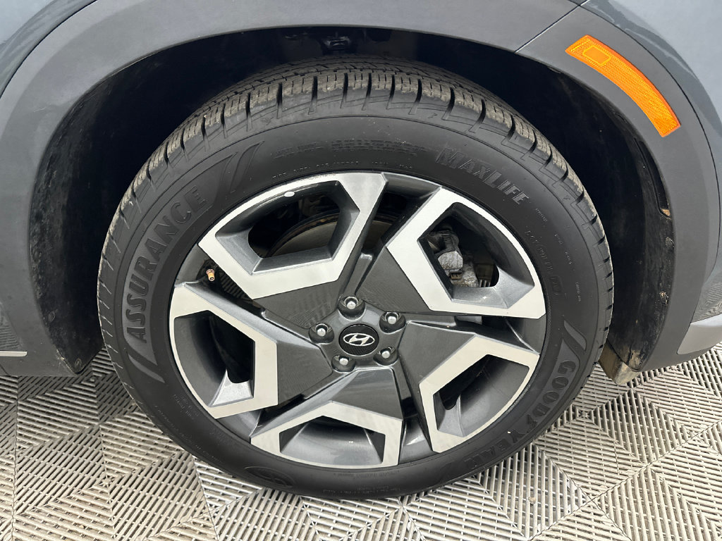 Used 2023 Hyundai Palisade SEL w/ Premium Package FWD image 14
