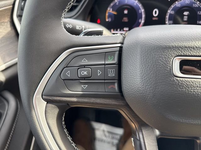 New 2026 Jeep Grand Cherokee Limited w/ Limited Altitude Package AWD/4WD image 34