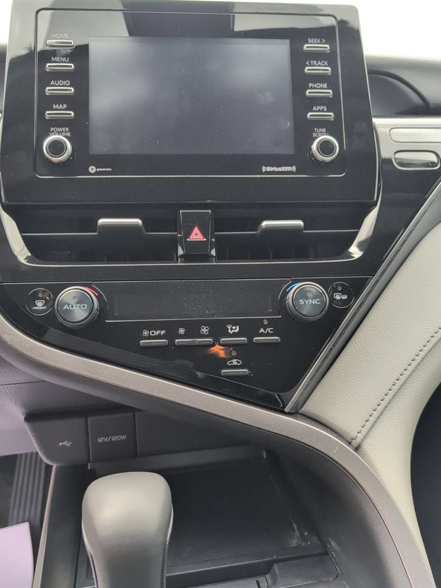 Used 2023 Toyota Camry SE w/ Convenience Package FWD image 8