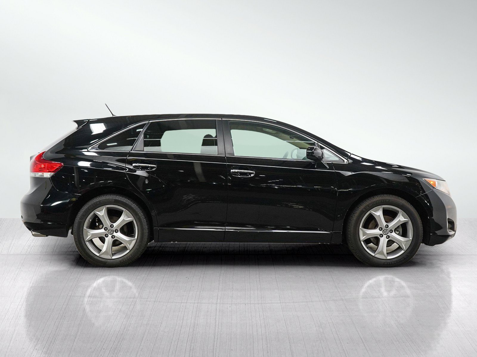 Used 2009 Toyota Venza AWD image 6