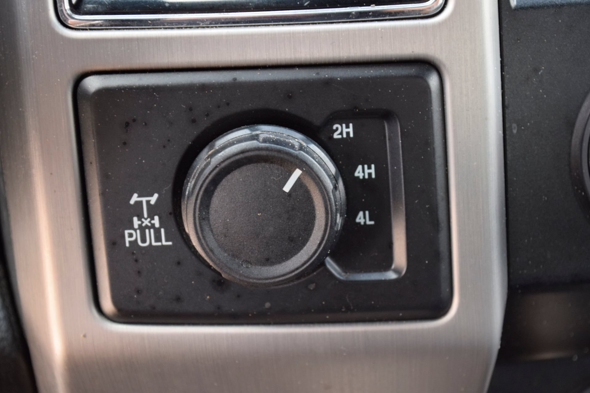 Used 2020 Ford F250 Platinum w/ FX4 Off-Road Package AWD/4WD image 11