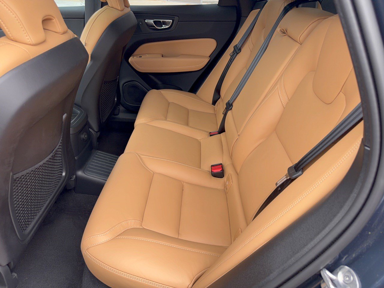 Used 2024 Volvo XC60 T8 Ultimate w/ Protection Package Premier AWD/4WD image 25
