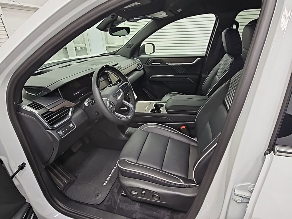 New 2026 GMC Acadia Denali w/ Super Cruise Package image 10